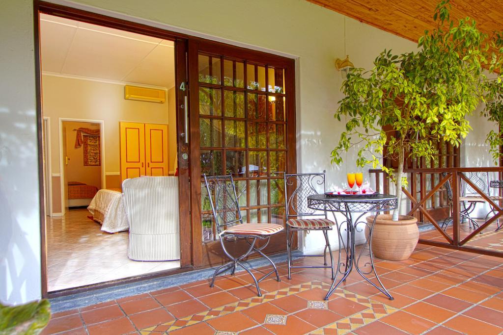 Hlangana Lodge Oudtshoorn Esterno foto