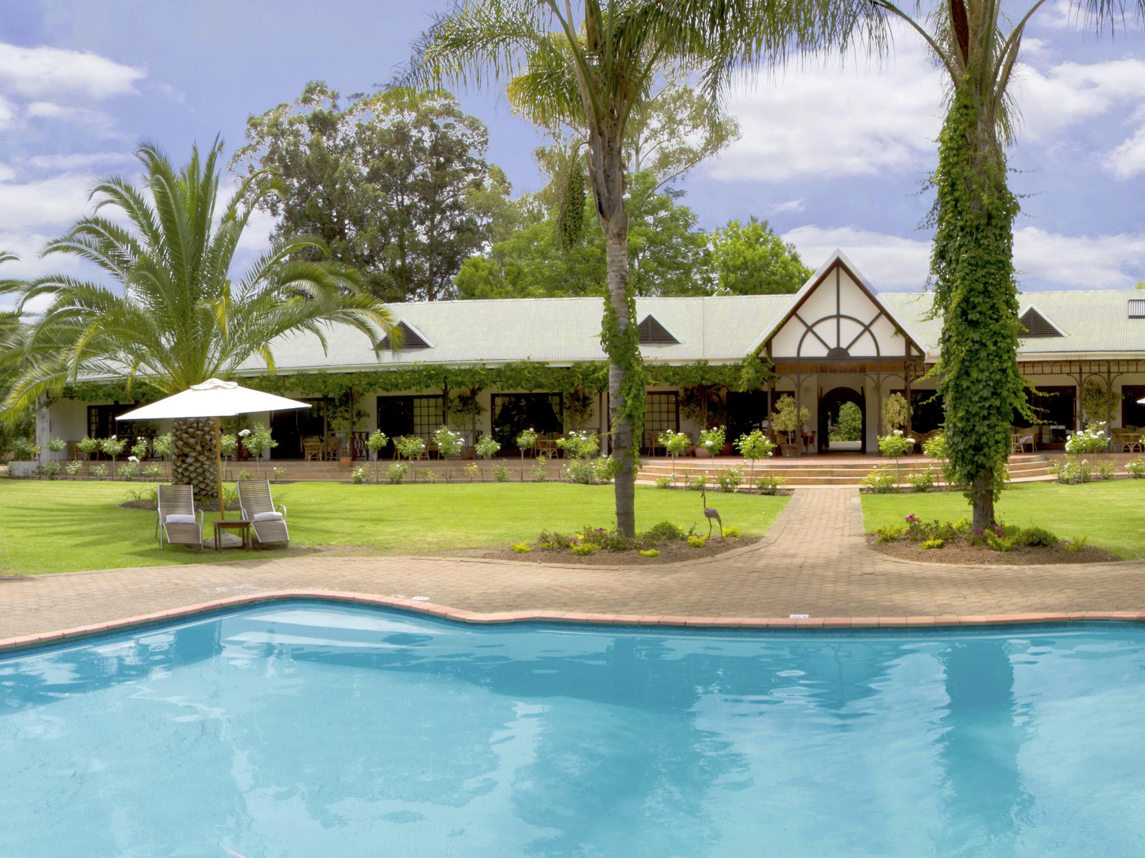 Hlangana Lodge Oudtshoorn Esterno foto