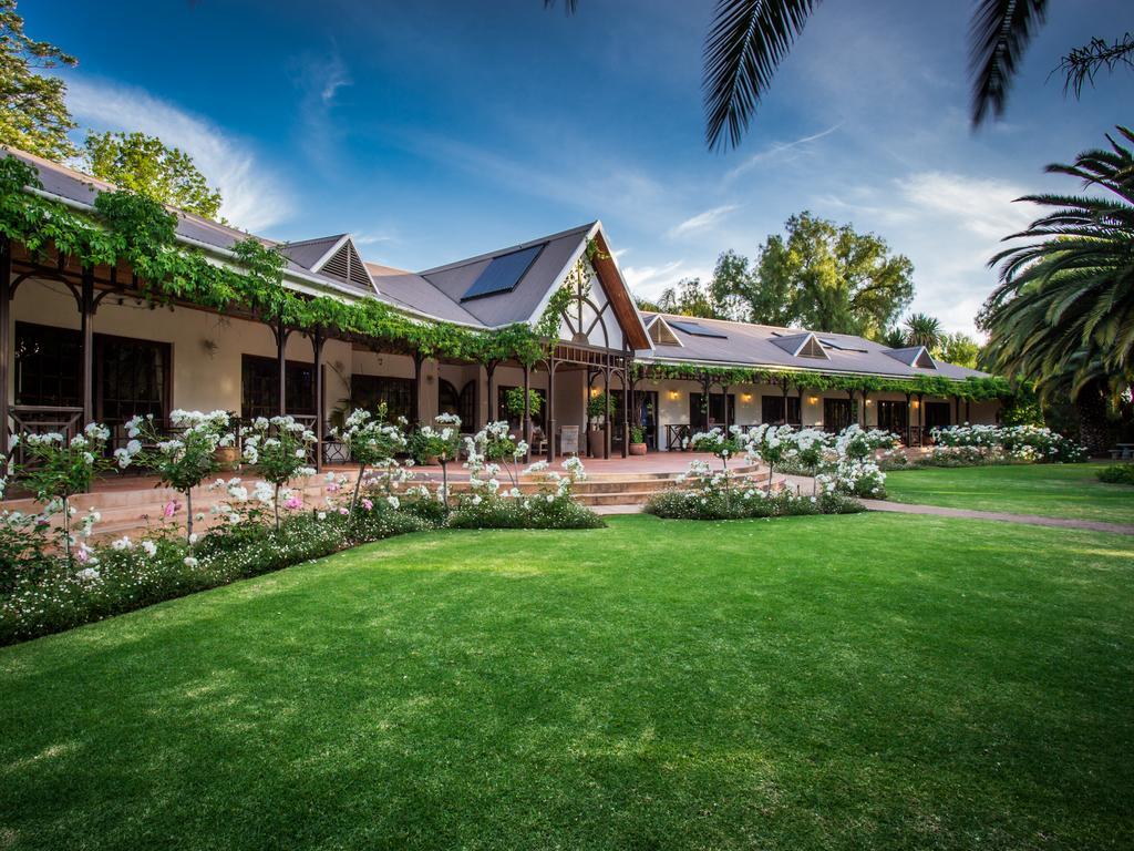 Hlangana Lodge Oudtshoorn Esterno foto
