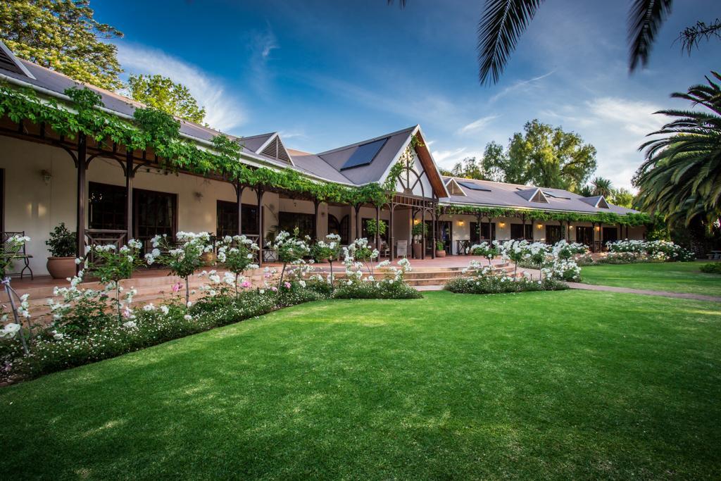 Hlangana Lodge Oudtshoorn Esterno foto