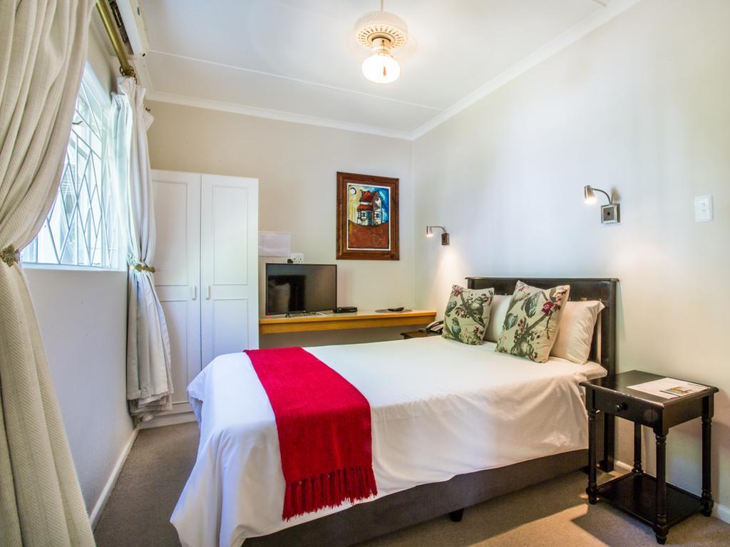 Hlangana Lodge Oudtshoorn Esterno foto