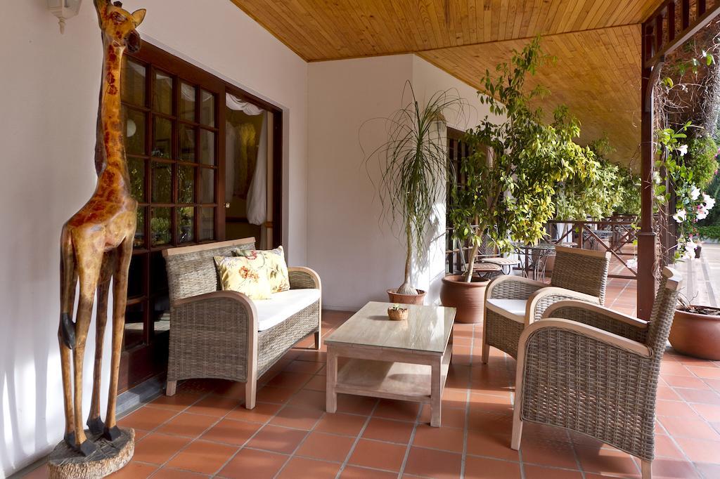 Hlangana Lodge Oudtshoorn Esterno foto