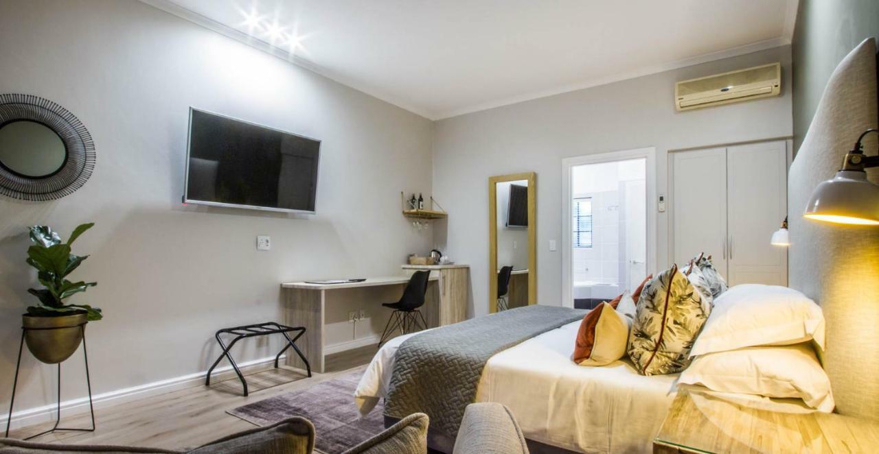 Hlangana Lodge Oudtshoorn Esterno foto